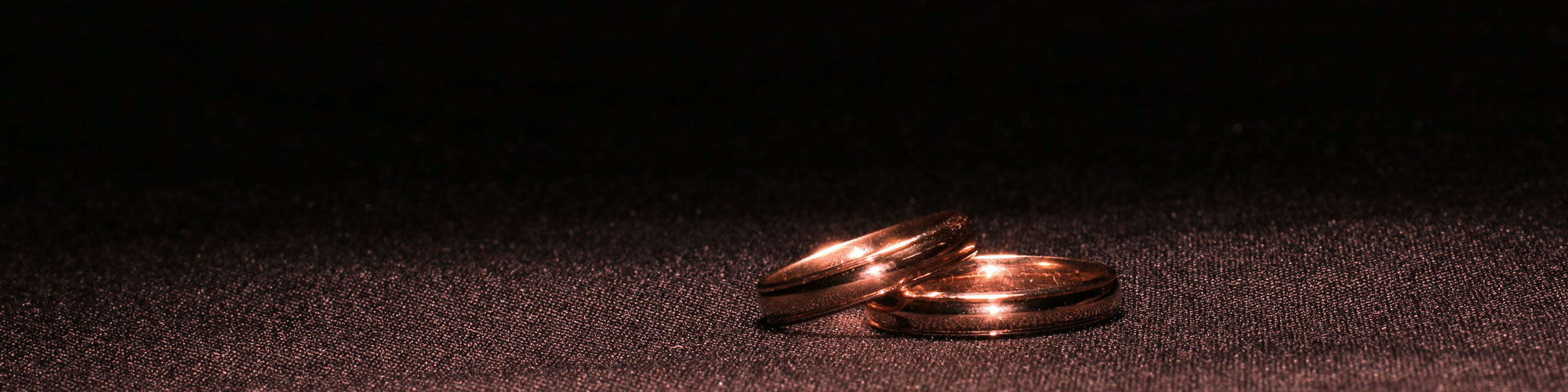 https://arquimedia.s3.amazonaws.com/27/formacion/anillos-matrimoniojpg-2.jpg