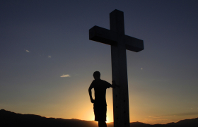 Cruz atardecer